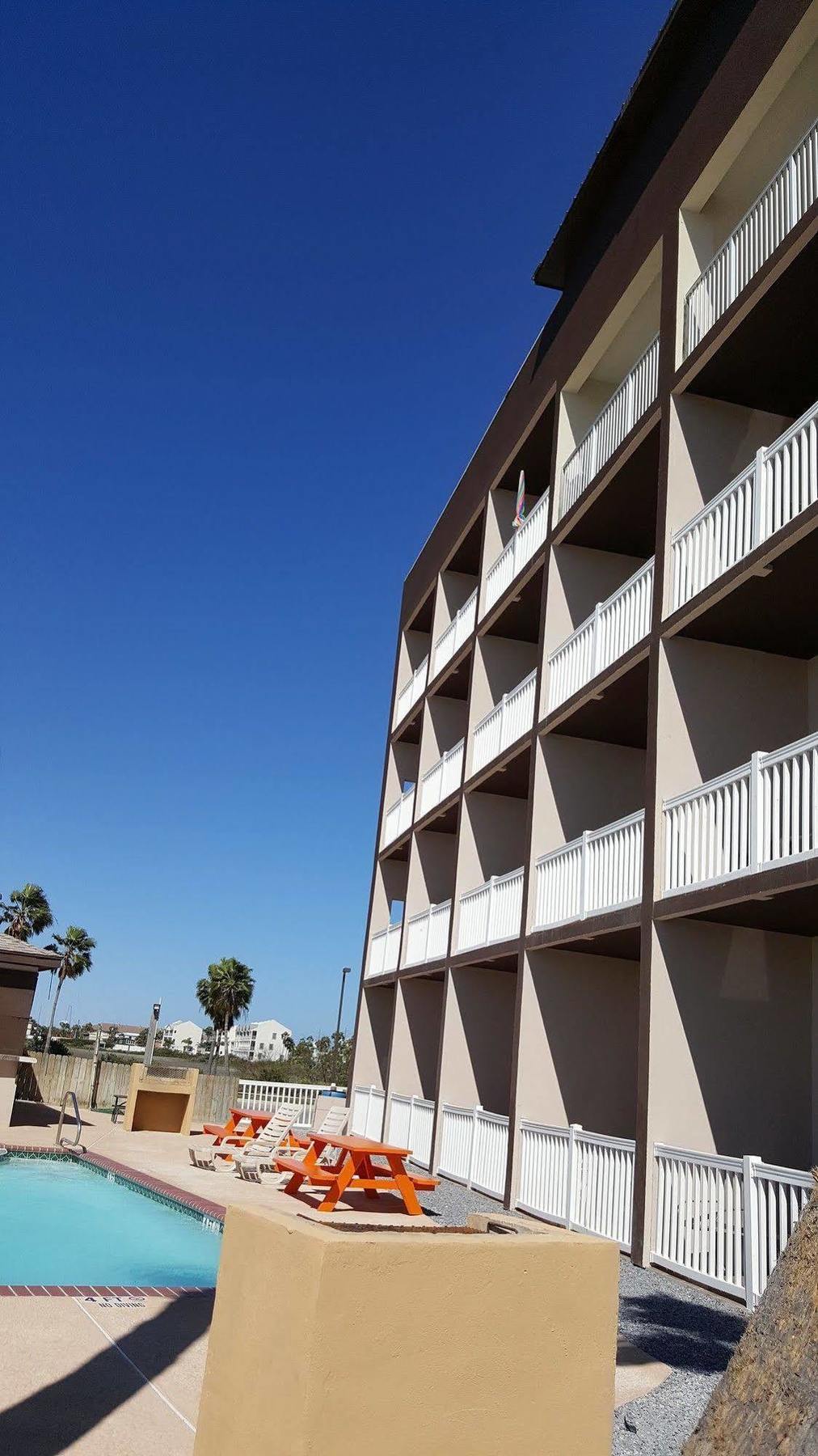 Blue Bay Inn And Suites South Padre Island Εξωτερικό φωτογραφία